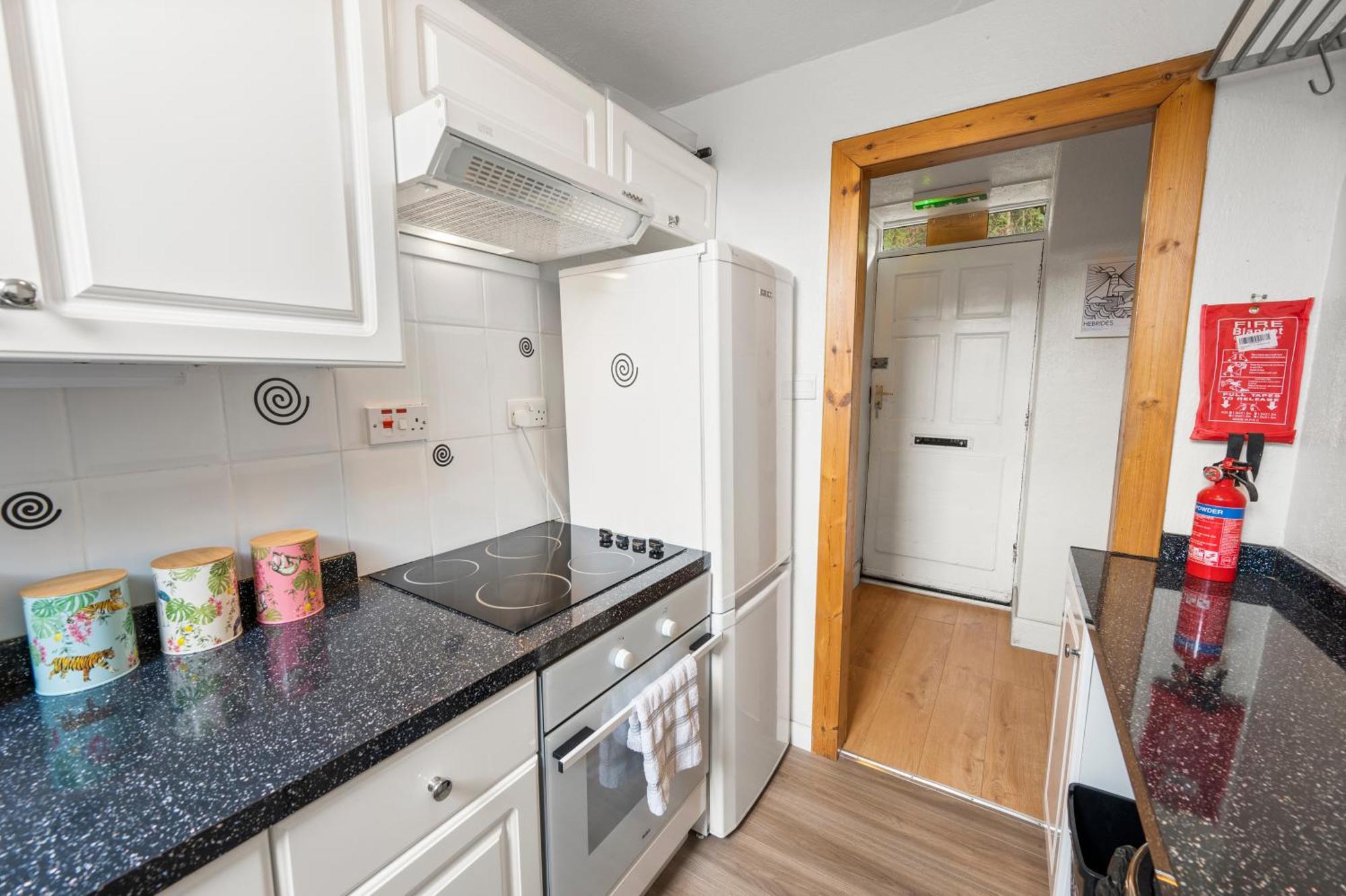 Charming Apt Nr Centre - Terrace & Street Parking Oban Esterno foto
